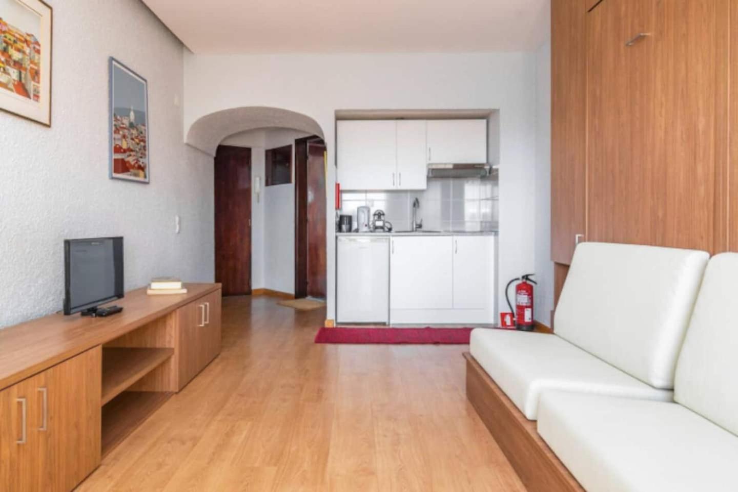Wonderful Studio In Cascais With Sea View Exterior photo